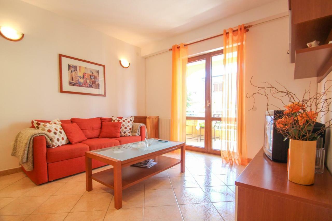 Alenka Orange Apartment Novigrad  Exterior photo
